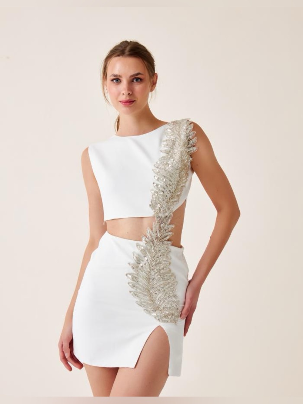 Wold & Badger by Fickle Hearts White ELLIE MINI DRESS (2 US) NWT - Picture 2 of 14
